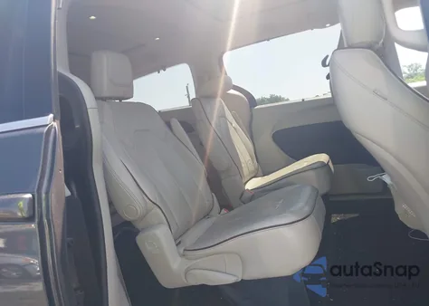 2017 Chrysler Pacifica Limited из США, поврежденный, VIN 2C4RC1GG7HR505266